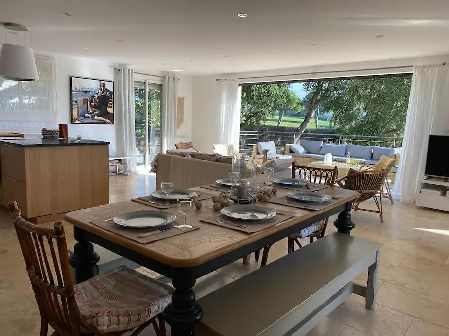 Villa Grimaud - Au Calme Sur Golf, Et Vue Mer Sur Le Golfe De Saint-Tropez 0*,  France