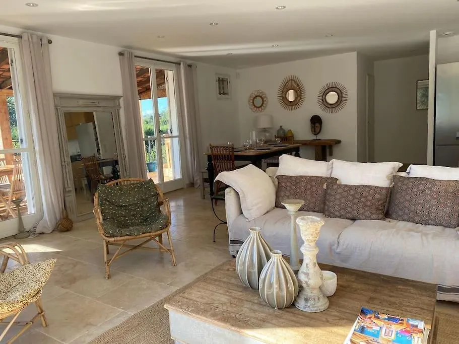 Villa Grimaud - Au Calme Sur Golf, Et Vue Mer Sur Le Golfe De Saint-Tropez 0*,
